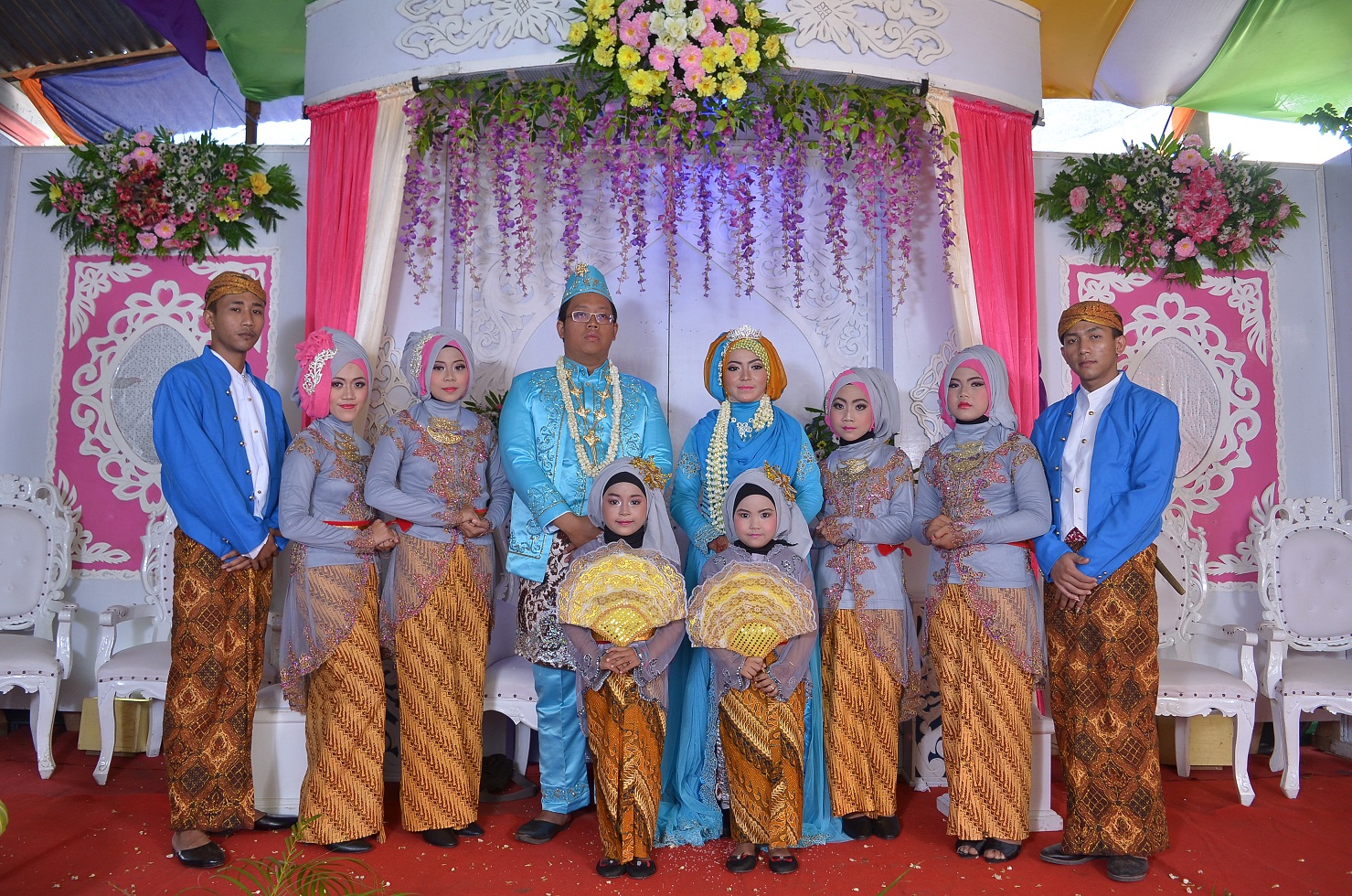 Rias pengantin Cilacap Paket harga tata Rias pengantin Rias pengantin Cilacap Paket harga tata Rias pengantin