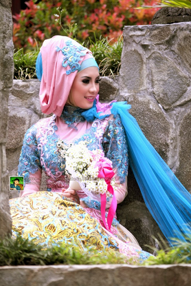 Model Kebaya Hijab Modern Terbaru