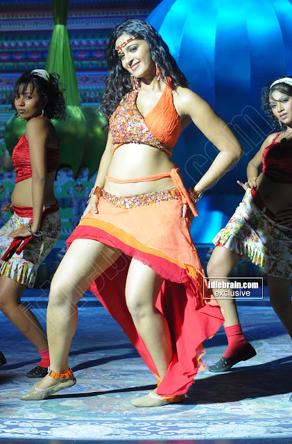 anushka hot pic download