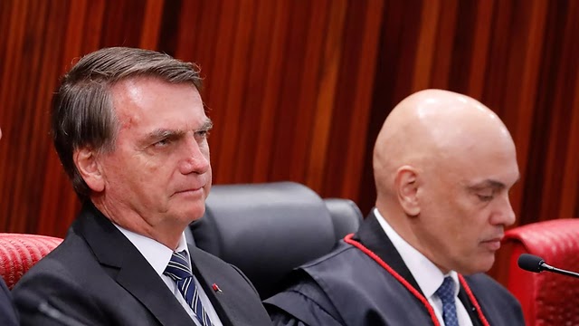 Bolsonaro pede afastamento de Moraes em ação sobre suposto “golpe”