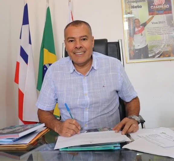 Ex- prefeito de Alagoinhas, Joaquim Neto rebate insinuações sobre dívida do SAAE e defende legado de gestão equilibrada