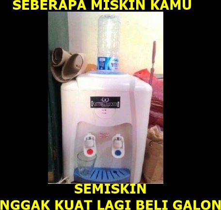 10 Meme Lucu 'Seberapa Miskin Kamu' Ini Kocaknya Ngeselin Banget