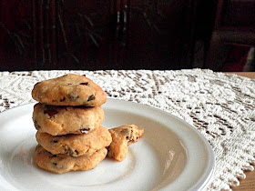 Dates & Cornflakes Cookies Recipe @ treatntrick.blogspot.com