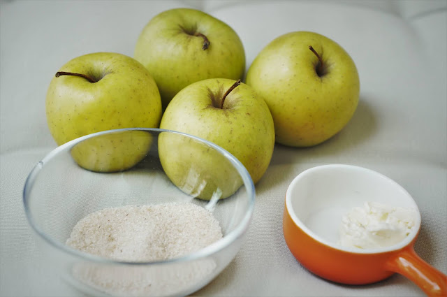 What do you need for baked apples?