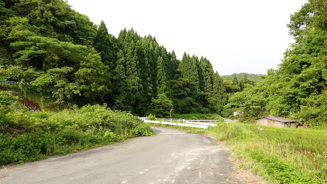 鳥取県西伯郡南部町東上 金山集落近く 駐車スペース