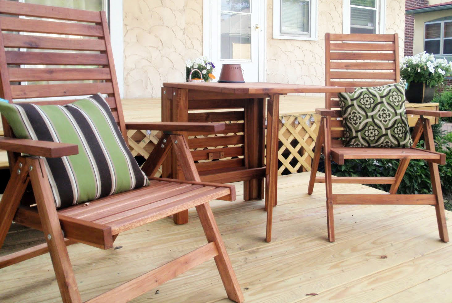 outdoor wood patio furniture