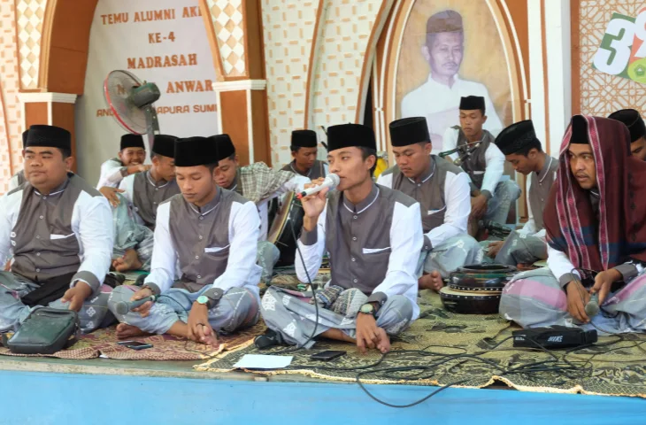 Al Banjari Ghung Muna Hibur Temu Alumni Akbar ke-4 Madrasah Nurul Anwar Andulang