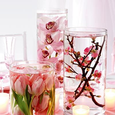 Here are some additional tips for DIY submerged flower arrangements from