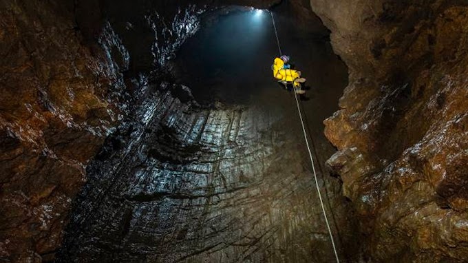 Húszfős magyar mentőosztag indult a barlangászért, aki ezer méter mélyen lett rosszul Törökországban