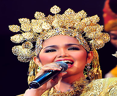 Zthaaaaaa: Biografi siti Nurhaliza