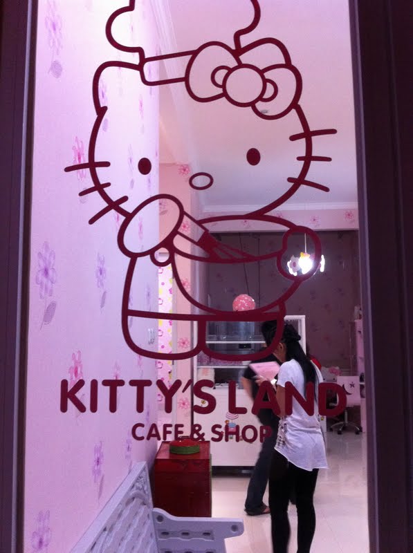 Sweet Lovely Journey: Hello Kitty Cafe