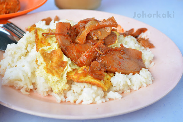 Nasi Lemak Kak Zai in Batu Pahat, Johor Nasi-Lemak-Kak-Zai-Batu-Pahat-Johor