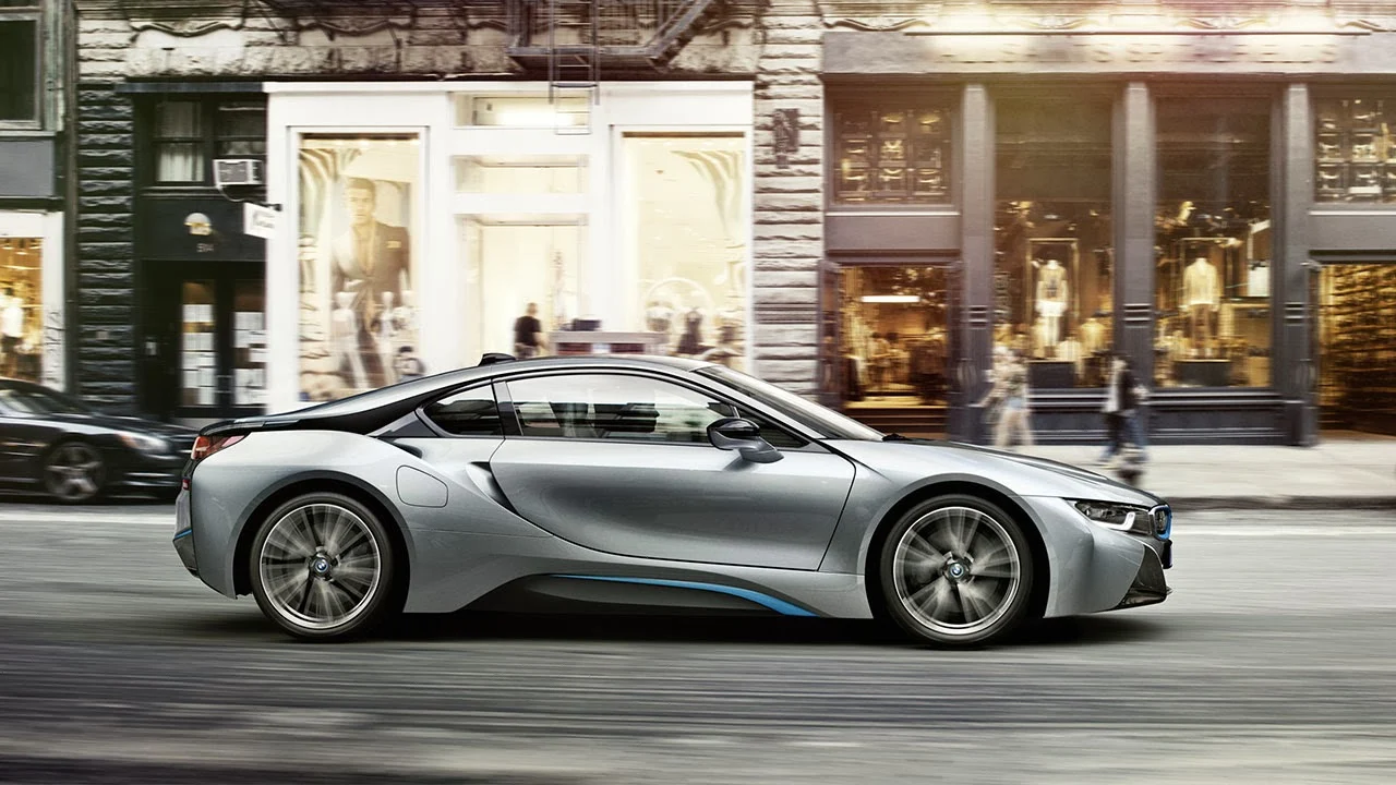 BMW i8