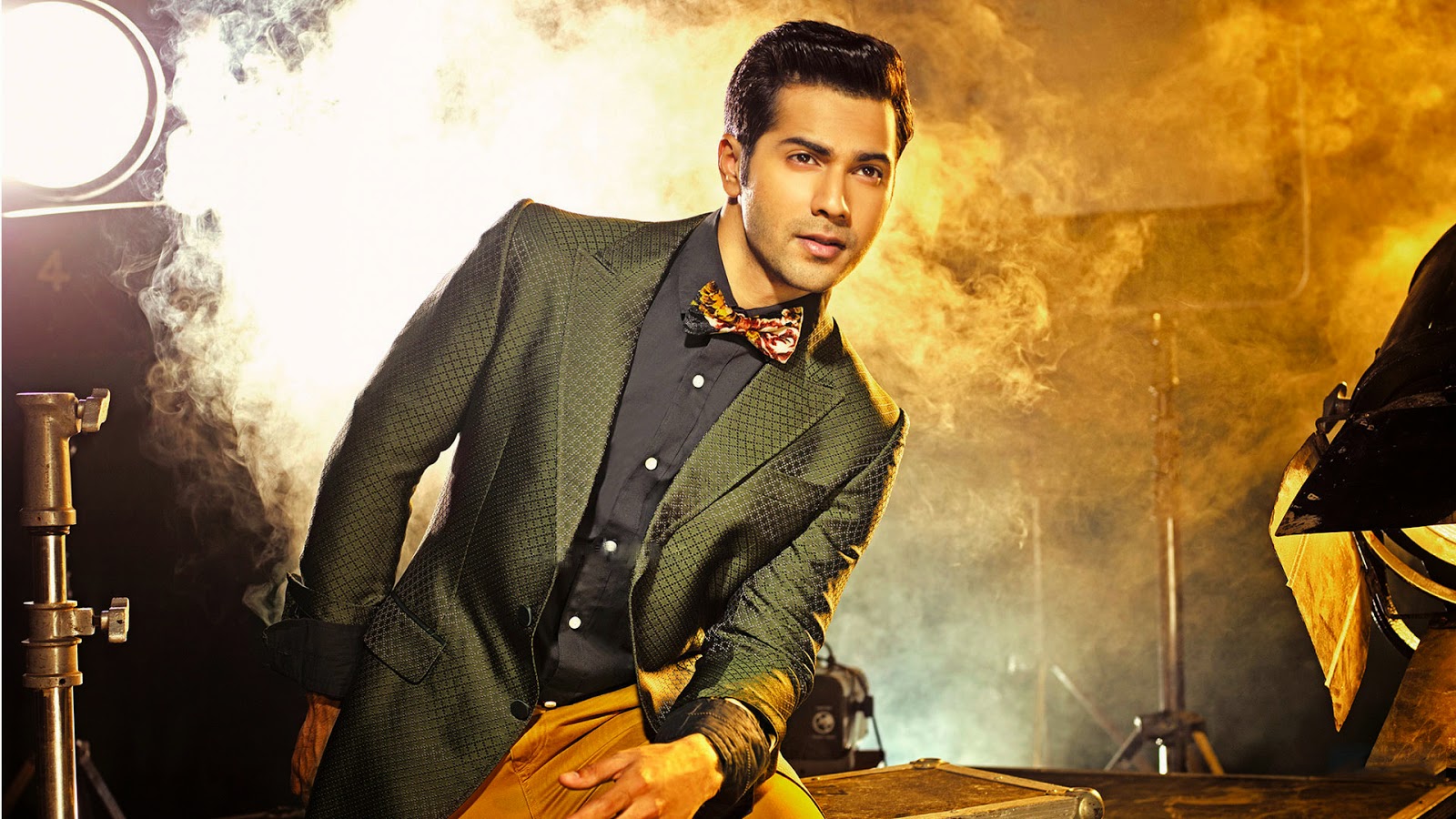 Varun Dhawan HD Wallpapers Free Download