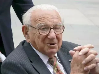 “Người hùng” Nicholas Winton.