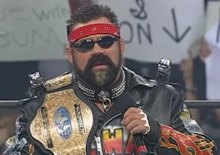 WCW Bash at the Beach 1999 - Rick Steiner defended the TV title against Van Hammer