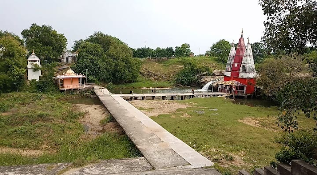 सतबहिनी में अर्धनिर्मित पड़े बजरंगबली मंदिर को लेकर बोर्ड के कार्यकारी अध्यक्ष ने महायज्ञ के बाद बुलाई बैठक--रिपोर्ट : ब्रजेश कुमार पाण्डेय  