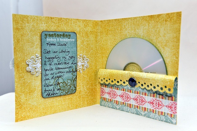card2_open