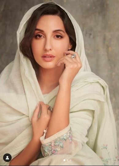 Nora Fatehi age, height, boyfriend name, net worth, biography & many more