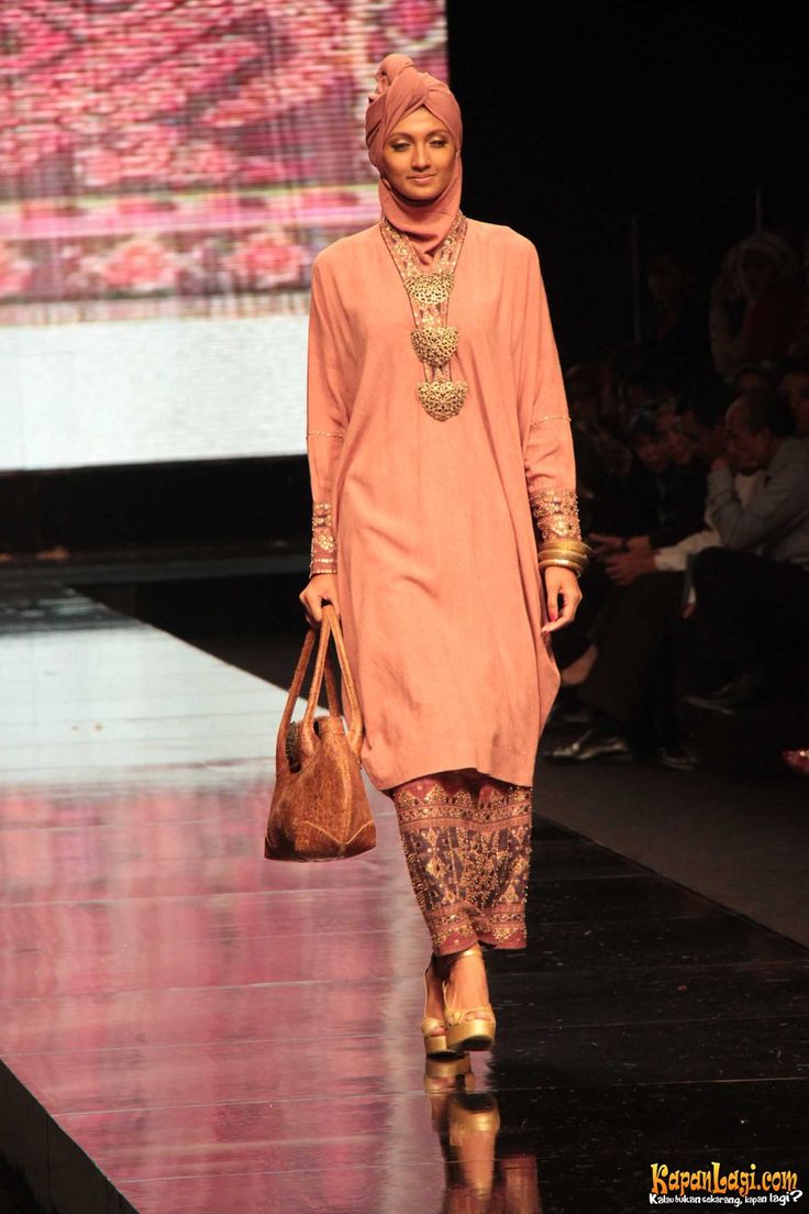 30 Model Baju Batik Muslim  Terbaru 2022
