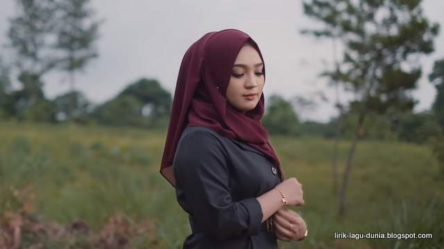 Lirik Lagu Mira Putri - Halalkan Aku