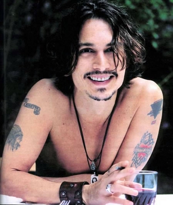 johnny depp young. Johnny Depp Tattoos