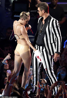 Miley Cyrus vma 2013