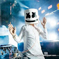 Lirik Lagu Marshmello - Moving On