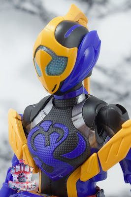 S.H. Figuarts Kamen Rider Jeanne 01