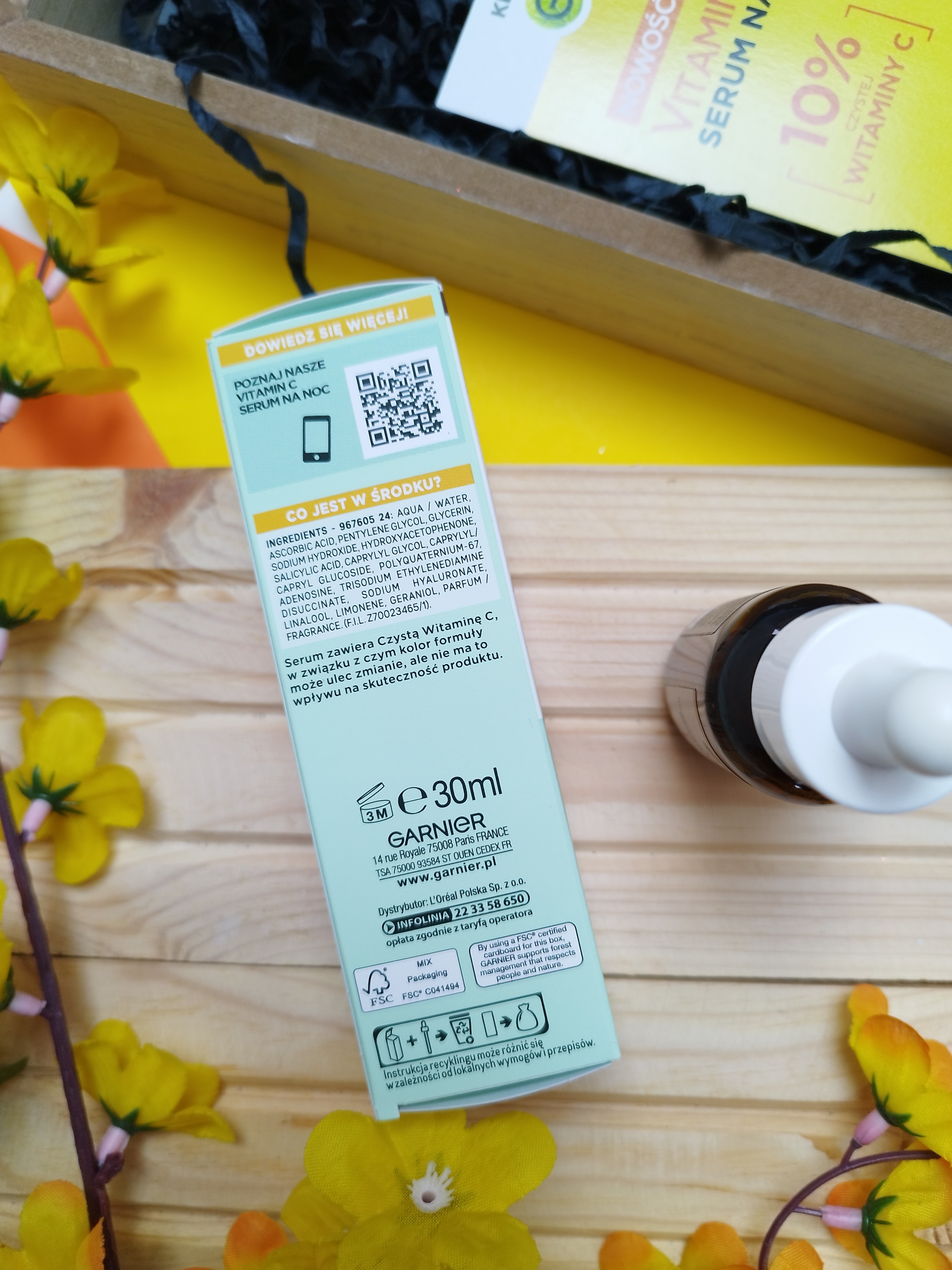 VITAMIN C Rozświetlające serum na noc 10 % czystej witaminy C - Klub Ambasadorki Garnier