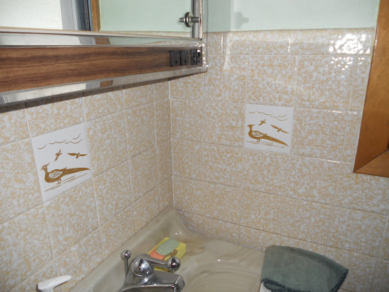 Before and After: The Small Bathroom title=