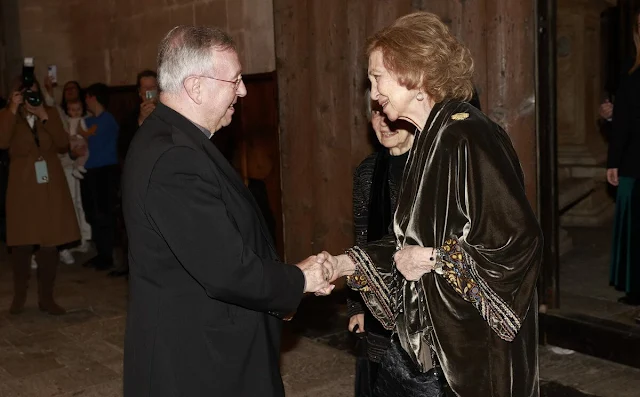 Queen Sofia of Spain and Princess Irene of Greece attended the Projecte Home Balears concert