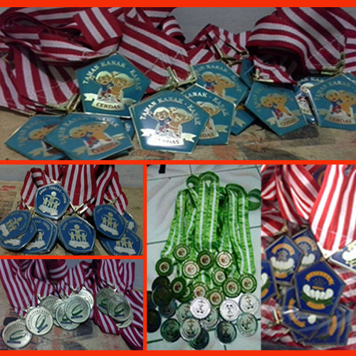 Bikin Medali Acrylic | Bikin Medali Akrilik 021-55701397 ~ Medali plastik