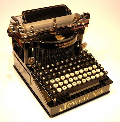 Fotos- Máquinas de Escrever Antigas