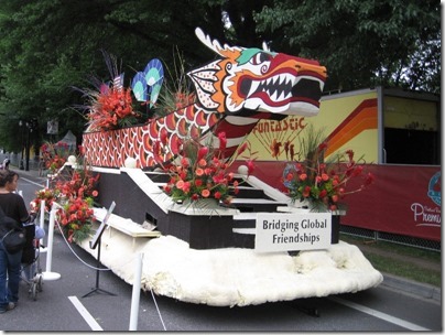 IMG_6304 Bridging Global Friendships Grand Floral Parade Float in Portland, Oregon on June 7, 2009
