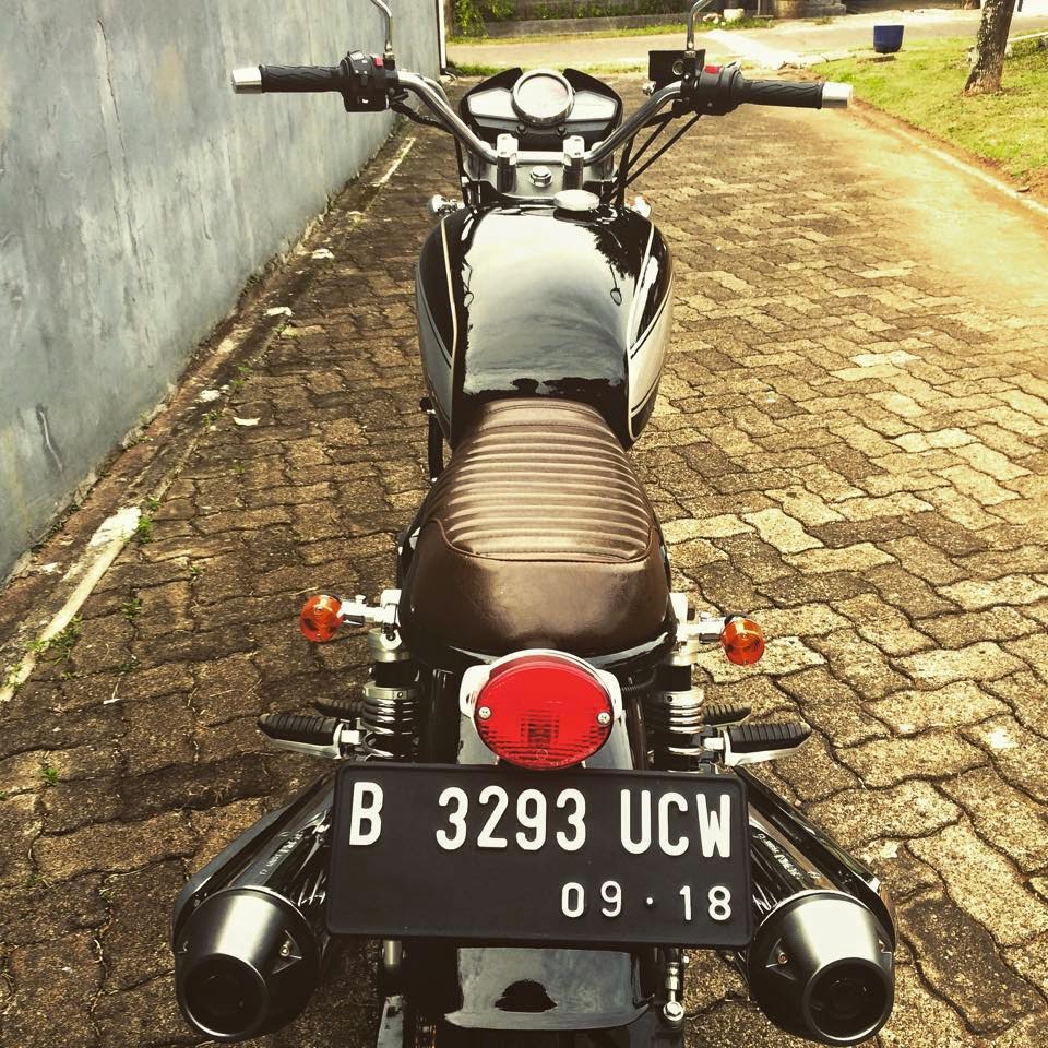 Dijual Suzuki  INAZUMA 250CC Classic Custom JAKARTA  