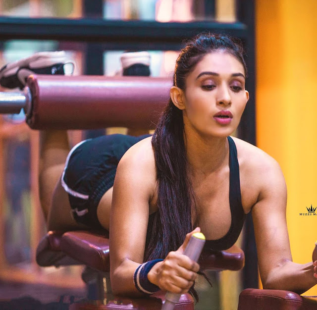Gym Girl Anjali Kapoor Hot Photo