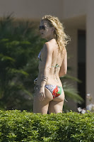 Kate Hudson Hot Mini Bikini Pictures