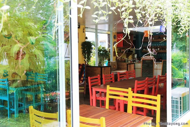 Lucky's Kitchen Mexican food BanPhe Rayong