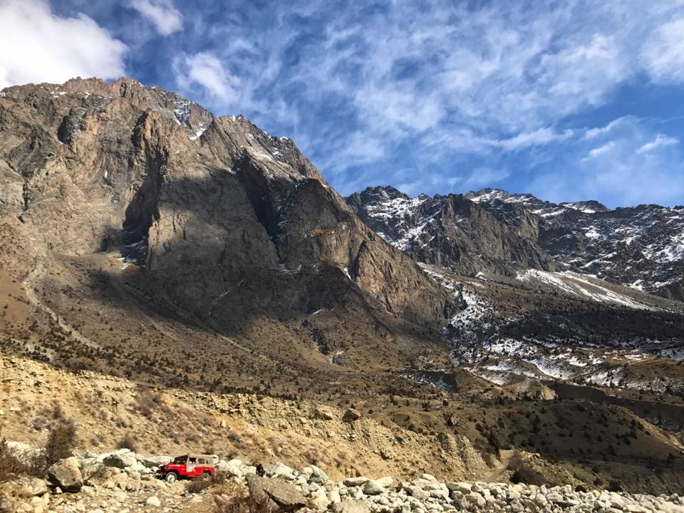 Naltar valley road. Naltar mountain. places in Naltar valley