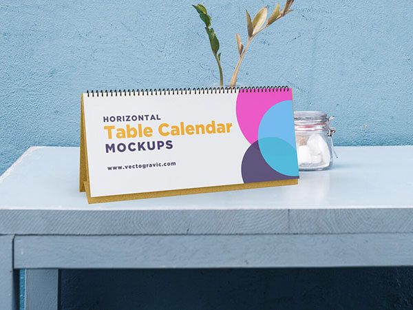 Mockup PSD Kalender 2019 Terbaru - Horizontal Table Calendar Mockups