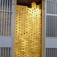 Gold down despite depressed greenback on ECB,Fed anticipation
