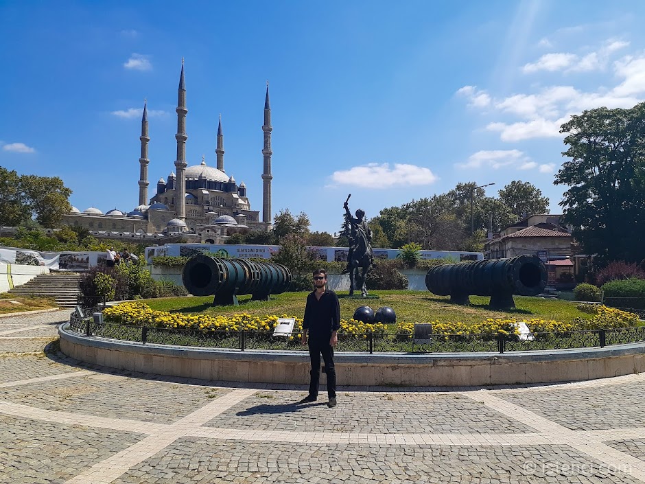 Edirne'de gezilecek yerler ve Edirne hakkında bilgiler...