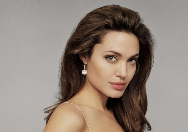 Angelina Jolie HD Wallpapers Free Download