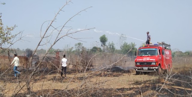 सीधी: राजघाट में लगी आग: 1 मकान जलकर खाक