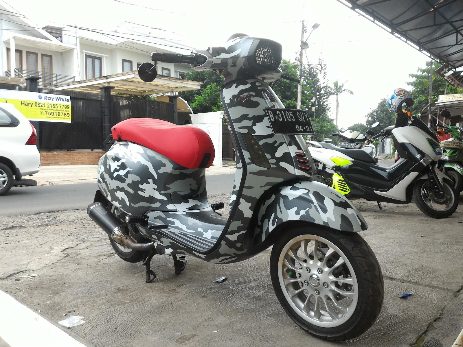 PORTALS STICKER Cutting Sticker Motor Vespa Camoflase