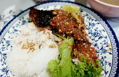 Nasi Putih Ayam Thai Untuk Lunch
