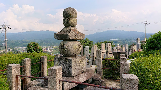 寄手塚・身方塚(南河内郡千早赤阪村)