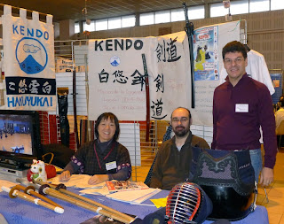 Minori, Cyril et Jean-Philippe vous accueillent sur le stand Hakuyu-Kai !