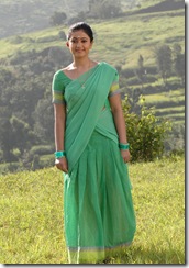 poonam-bajwa-as village girl
